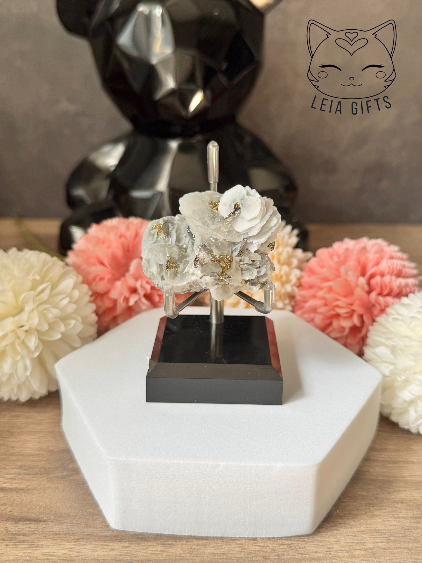 Calcite with Chalcopyrite Cluster