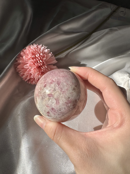 Unicorn (Pegmatite) Sphere